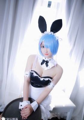 异国女郎在巴黎电影