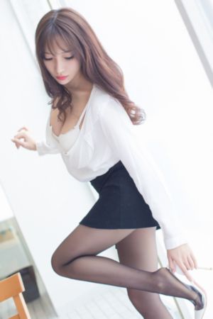 不穿内裤的瑜伽教练