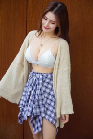 机械女警