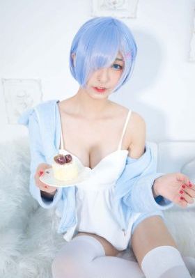 漂亮的保姆9